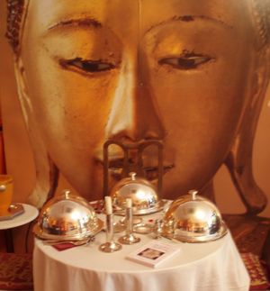 Silver on the table at Vegelangelo in Munich