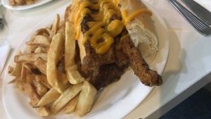 No recuerdo el nombre de esto pero no pude comerlo, no me gustó, el menú no daba a entender qué era. No recomiendo este plato. at Konu Bar in Buenos Aires