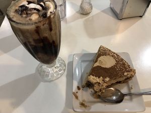 Batida dulce de leche & torta moma at Konu Bar in Buenos Aires