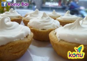 lemon pies veganos individuales at Konu Bar in Buenos Aires