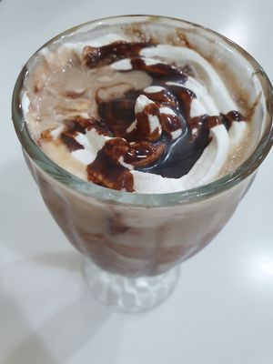 Dulce de Lechce milkshake at Konu Bar in Buenos Aires
