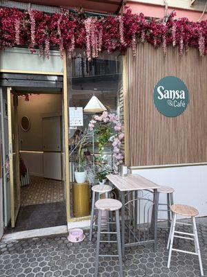 Local  at Sansa Café in Sevilla