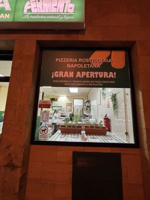 Outsidee  at Pizzeria Fermento Las Palmas in Canarias