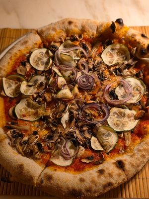 Veggie pizza at Tosca Melides in Setúbal
