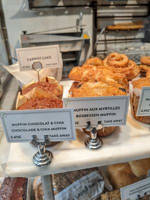 vegan options labelled at Le Pain Quotidien -  Galerie de la Reine in Brussels