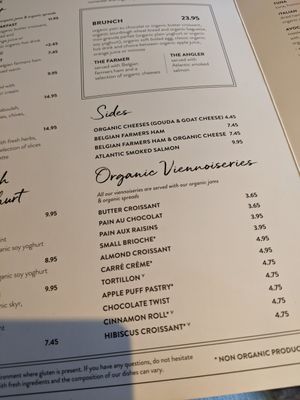 vegan options labelled at Le Pain Quotidien -  Galerie de la Reine in Brussels
