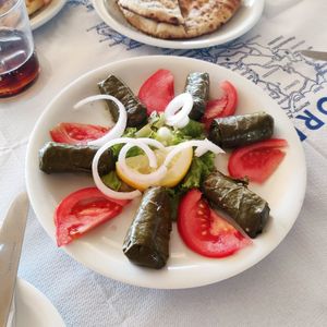 Dolmades at Taverna Kerasia in κεράσια