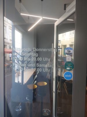 Open on: at Burger & Wein by UnterFreunden in Schleswig-holstein