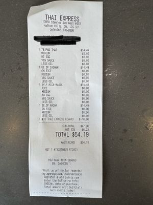 Receipt   at Thai Express Toronto Premium Outlet in Halton Hills