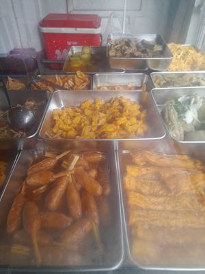 Com chay selection at Cơm chay Tịnh Tâm in Thành Phố Hồ Chí Minh