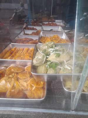 Com chay selection at Cơm chay Tịnh Tâm in Thành Phố Hồ Chí Minh
