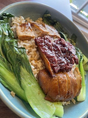 Char sui bbq ‘duck’ & Chckn rice bowl   at Lotus Plant Based Kitchen in Manchester