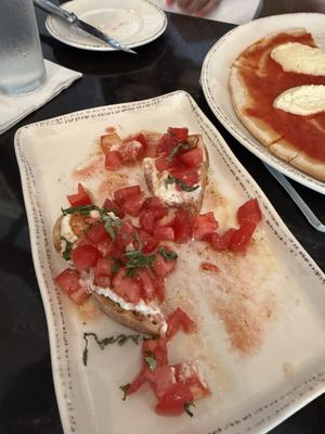 Tomato bruschetta had amazing tomato   at The Local in Naples