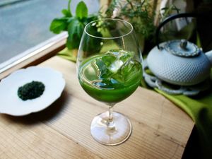 Our signature welcome matcha, freshly ground before your eyes. Experience authentic matcha in its purest form—an experience unique to our restaurant at PLANT KITCHEN TOKYO - プラントキッチン東京 in Tokyo