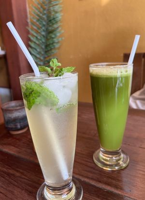 Lime soda and green juice 🥬   at June's Art Cafe in Koh Samui