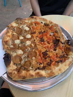 Pepperoni & Mushrooms / Vuna  at Hatool HaYarok - The Green Cat in Tel Aviv