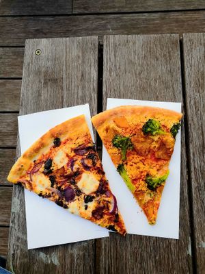 Slices of the Day at Hatool HaYarok - The Green Cat in Tel Aviv