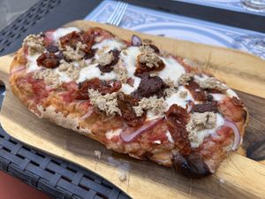 Pizza L’Oltretonno  at Storica Pizzeria Toscana all'Agnolo in Toscana