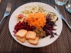 Salads and cold dishes at Cultura Dos Sabores in Porto