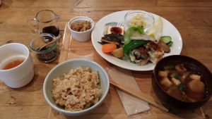 Oshimaya dinner set (1,380¥) at Ohisamaya in Sendai