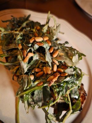 Mushroom and rucola bruschetta at Sem Porta in Setúbal
