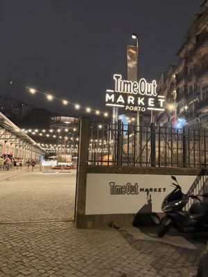 Exterior  at Fava Tonka — Time Out Market Porto in Porto