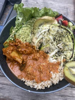 Spicy no chicken bowl  at Moehren Milieu Eco Cafe in Mainz