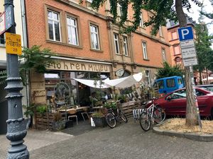 outside at Moehren Milieu Eco Cafe in Mainz
