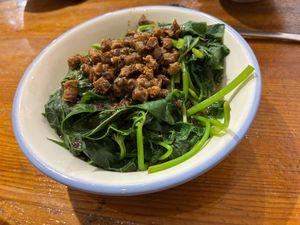 Sweet potato leaves at Ho Jia Steamed Tofu in Taipei City