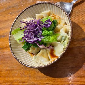 Meat dumplings with spicy sauce at Ho Jia Steamed Tofu in Taipei City