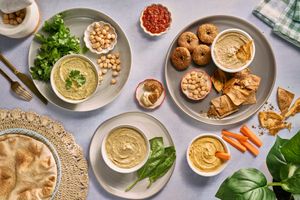 Falafel and Hummus Goodness at Vegan Stops in Long Beach