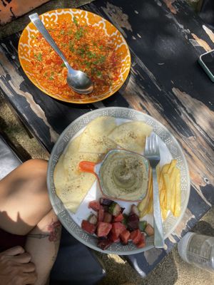 1st time I had v Shakshuka here and fell in love with it  at Bhūmi Café in Rishikesh