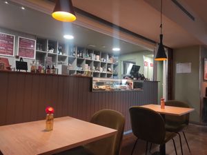 Inside at Manju in Porto