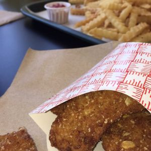 'chicken' tenders at Earth Burger - NW Loop in San Antonio