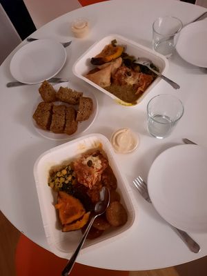 Lasagne, squash, falafel & samosas at Alhambra Cafe in Milan