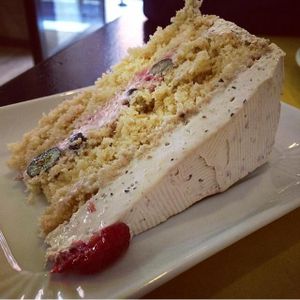 Ⓥ Cake at Alhambra Cafe in Milan