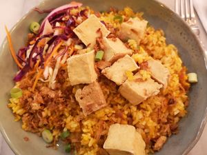 Fried rice with tofu at Asitique in Lisbon