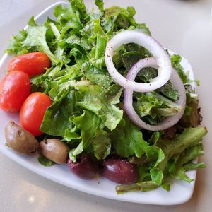 Salad with pomegranate vinaigrette at Bravo in Jackson