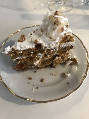 Gluten- and sugarfree vegan carrot cake at OmNam in Helsinki