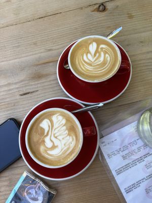 Oat milk cappuccino   at erste liebe in Nordrhein-westfalen