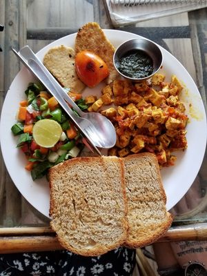Best tofu scramble in Rishikesh so far. The tofu had a nice tomato seasoning and the bread was freshly sliced baked bread. The pesto sauce was another added bonus! Comes with a veg at Pumpernicle German Bakery in Rishikesh