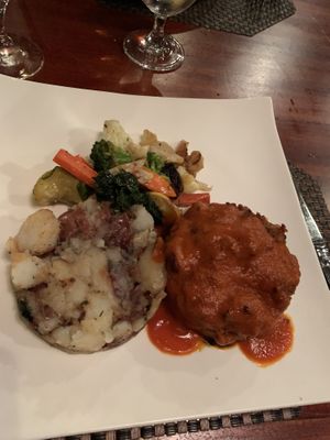 Meat loaf at Cedar Restaurant in Washington