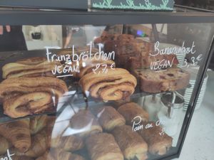 Vegan pastries at Southbank Specialty Coffee in Munich