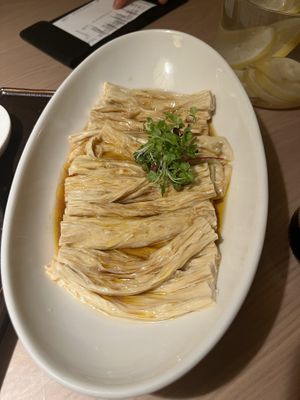   at Qingchun Pumen (Pacific Ocean New World Branch) in Shanghai