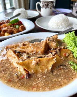 signature tofu - highly recommended  at GAO Zhong Vegetarian Restaurant 高中素食园 in Kluang