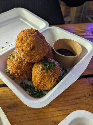 Miso Mac and Cheese - crunchy and delightful breading, paired well with a rich tonkatsu sauce at Gravity Well Taproom in London