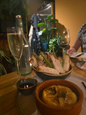 Showstopper - baked camembert at The Cheese Cellar at Purezza in England