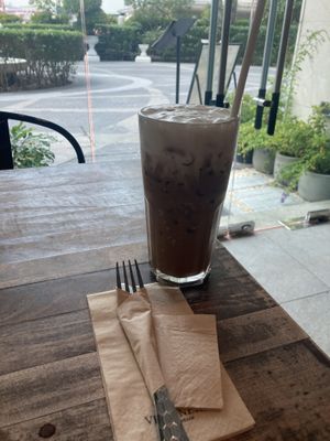Iced lattee  at Veganerie Grand Palace - วีแกนเนอรี วัดพระแก้ว in Bangkok