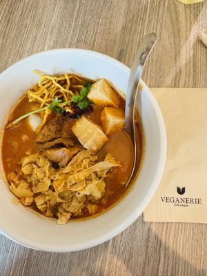 Tofu noodles - so delicious!  at Veganerie Grand Palace - วีแกนเนอรี วัดพระแก้ว in Bangkok