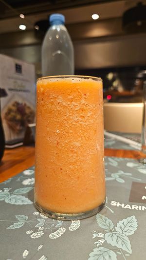 another juice at Cafe la Mode Acropolis in Lefkosia